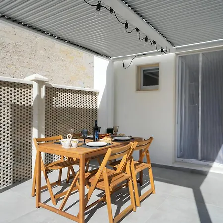Downtown Dolci Coccole The Terrace בארי
